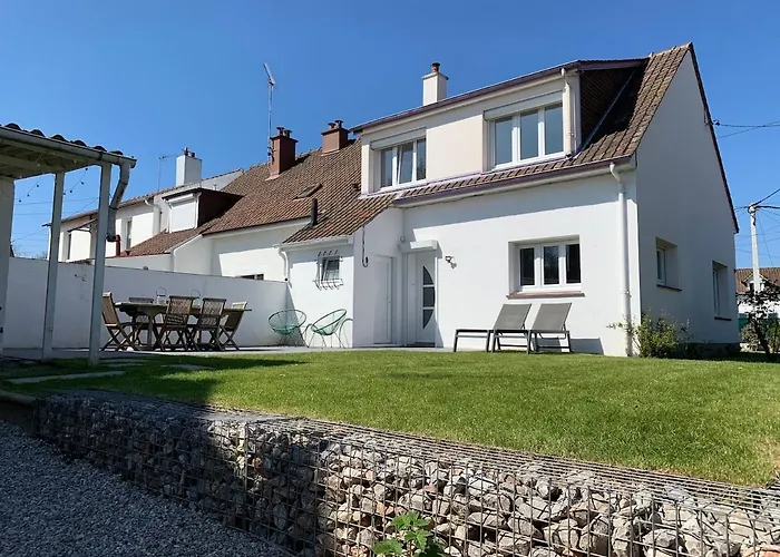 صورة Maison Lumineuse Avec Jardin & Parking Clos كوسيك