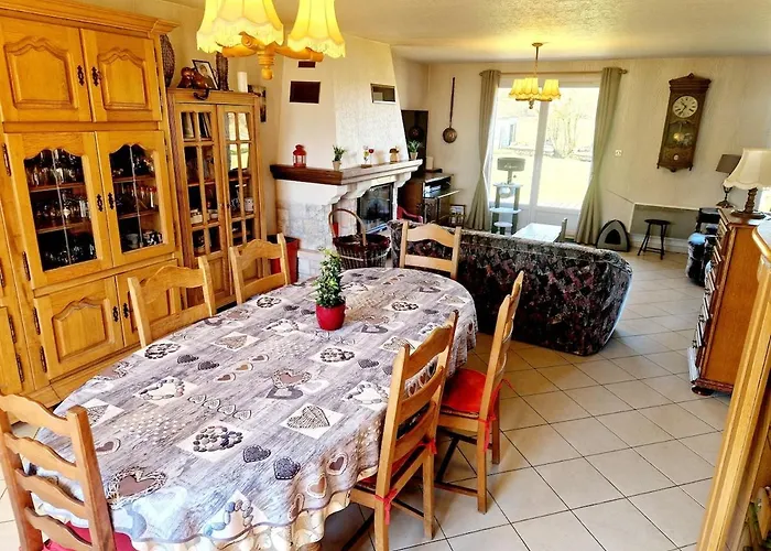 Cozy 2 Bedroom House Sars-Poteries photo