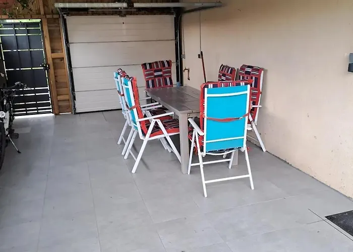 Photo de Maison Accueillante Pres D'Estree-Blanche Avec Terrasse Enquin-les-Mines