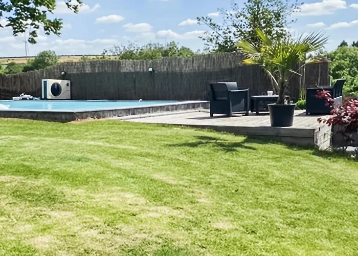 Jolie Maison Avec Piscine Hestrud foto