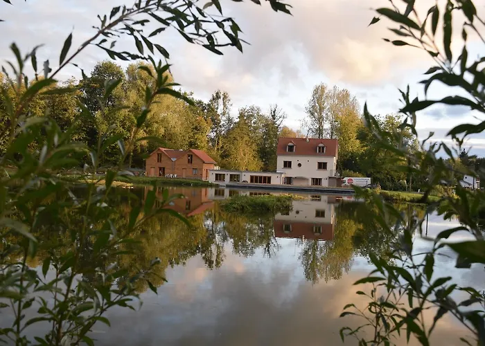 La Cascade Bed & Breakfast Estree-Wamin photo